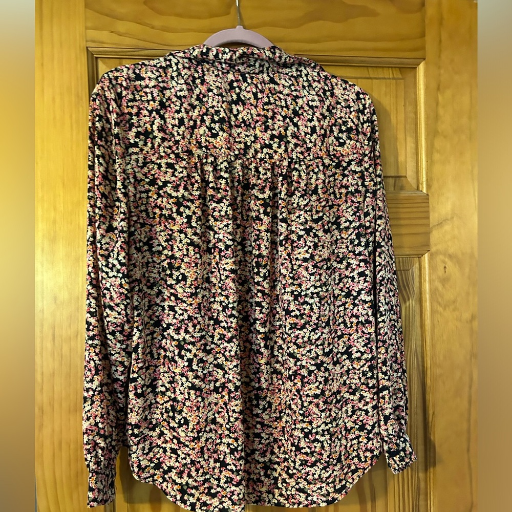 H&M Button-up Blouse - Picture 3 of 3